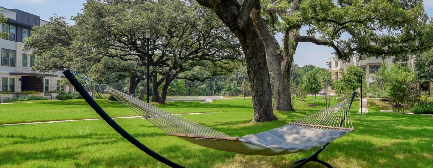 Discover Your Perfect Sanctuary at Redbud Retreat!